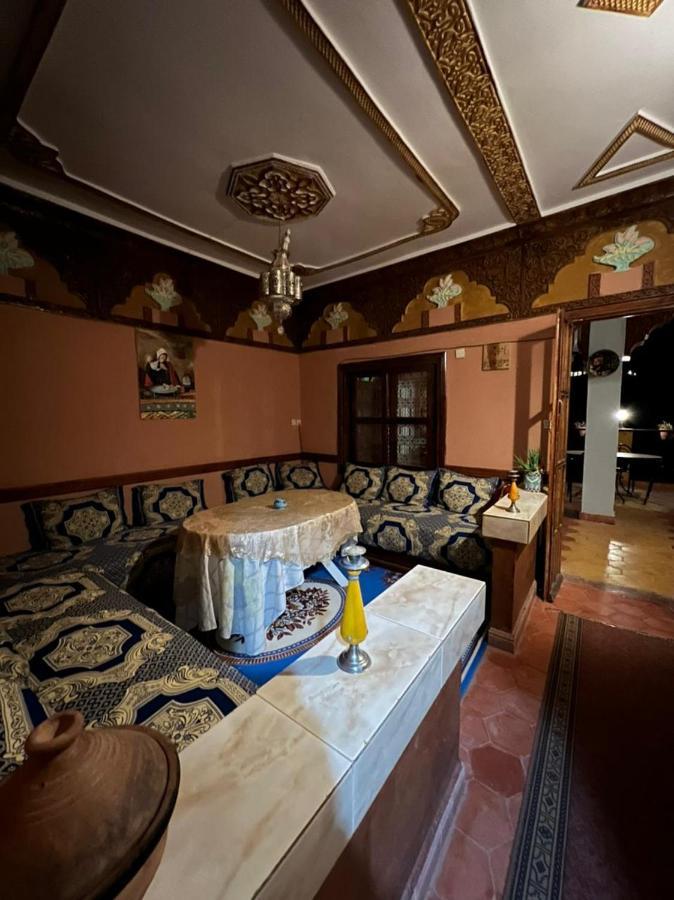 Отель Kasbah La Famille Berbere Boumalne Dades Экстерьер фото